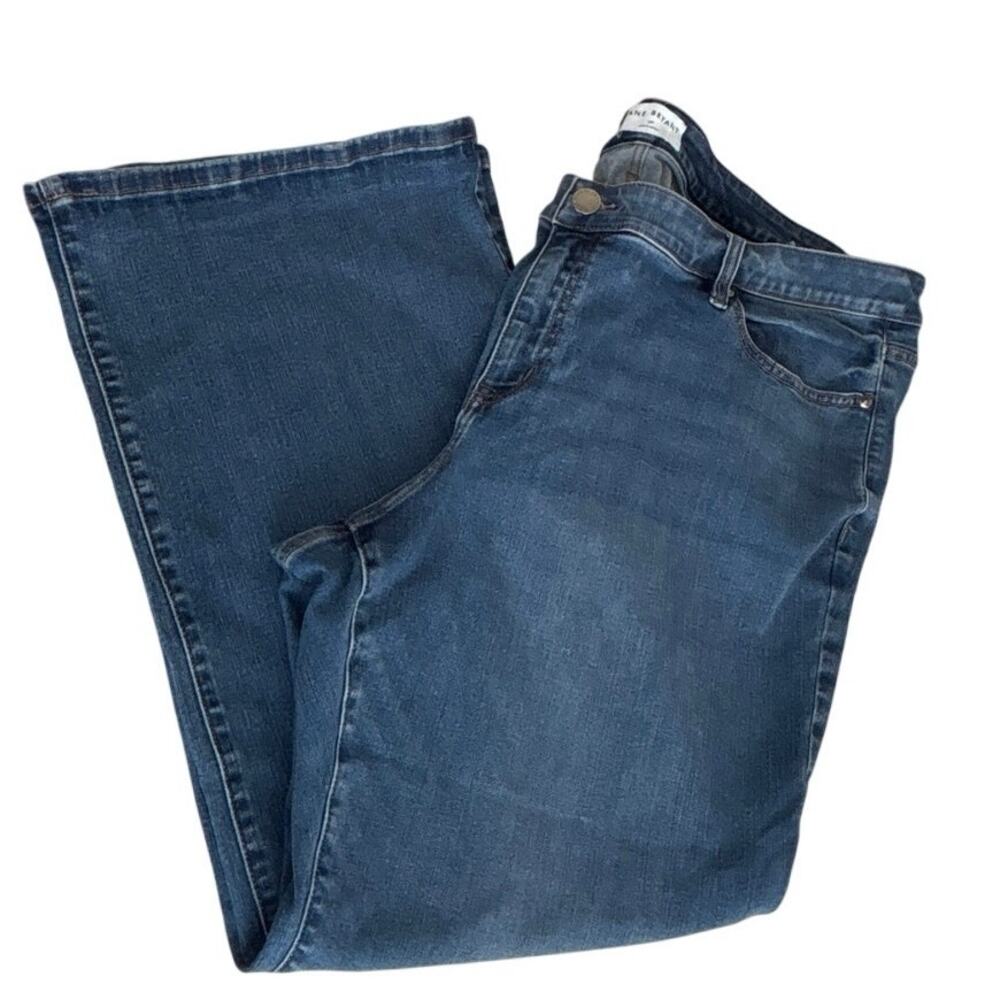 Lane Bryant Signature Fit Midrise Medium Wash Plus Size 26P